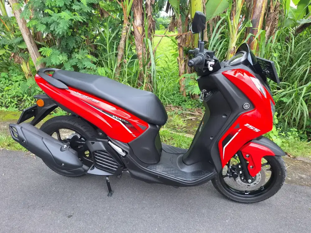 Lexi LX baru 2 minggu beli km 1400 seperti baru