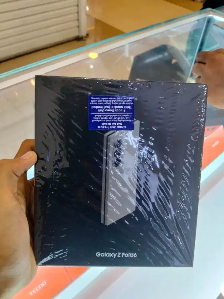 EX Display (DEMOLIVE) SAMSUNG ZFOLD 6 100% MUKUS
