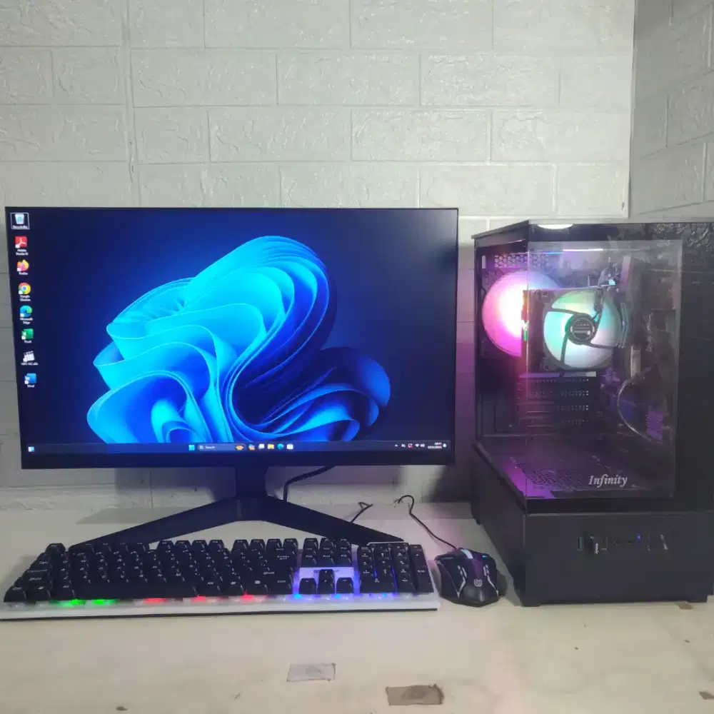 PC Gaming Grafis Ryzen 3 3200G RAM 8 Vega 8 Graphic Garansi on 2027