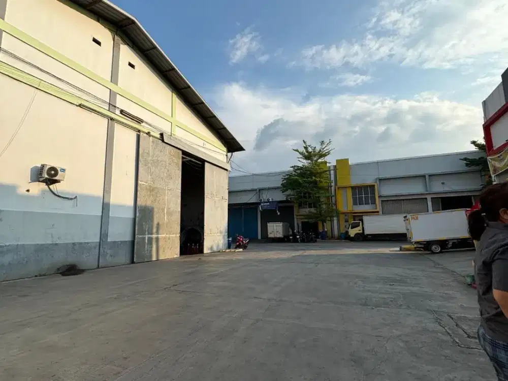 Disewakan Gudang Bagus Siap Pakai di Lingkungan Pergudangan Bekasi Timur