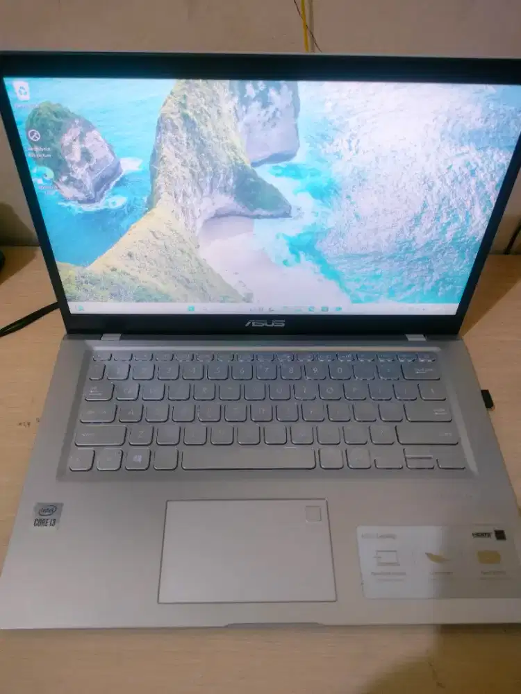 Laptop Asus vivobook Core i3 gen