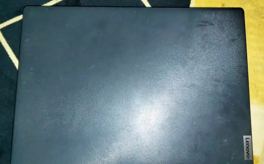 Jual laptop Lenovo IdeaPad 3 14IGL05