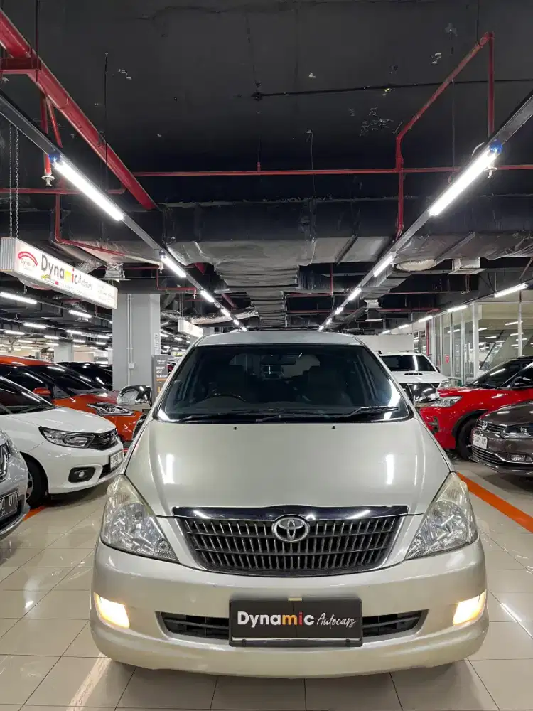 Toyota Kijang Inova 2.0 V Matic Nik Thn 2007