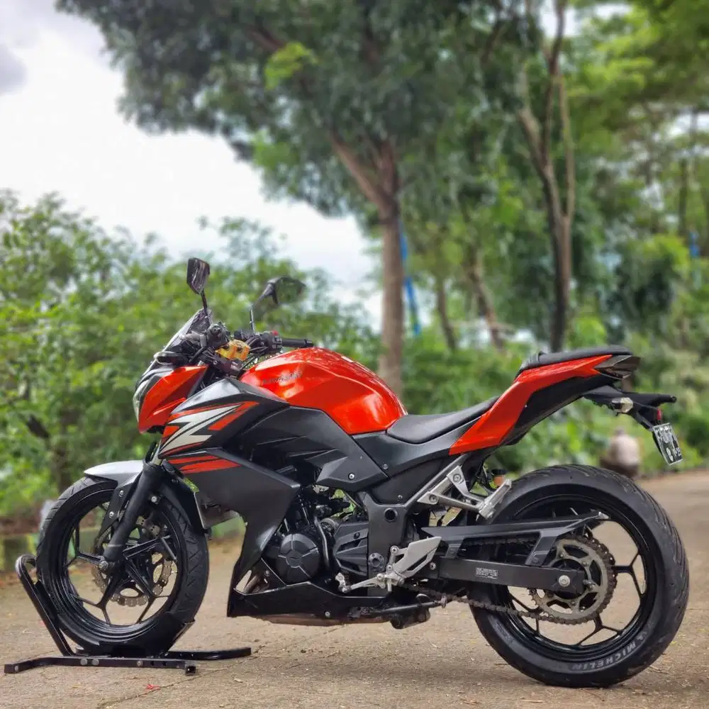 KAWASAKI Z250 FI ORANGE 2014 KM RENDAH SIAP RIDING