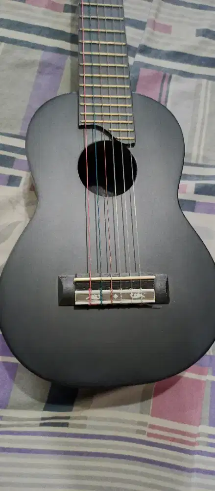 Gitar Akustik 3/4 Classic Nylon Hitam