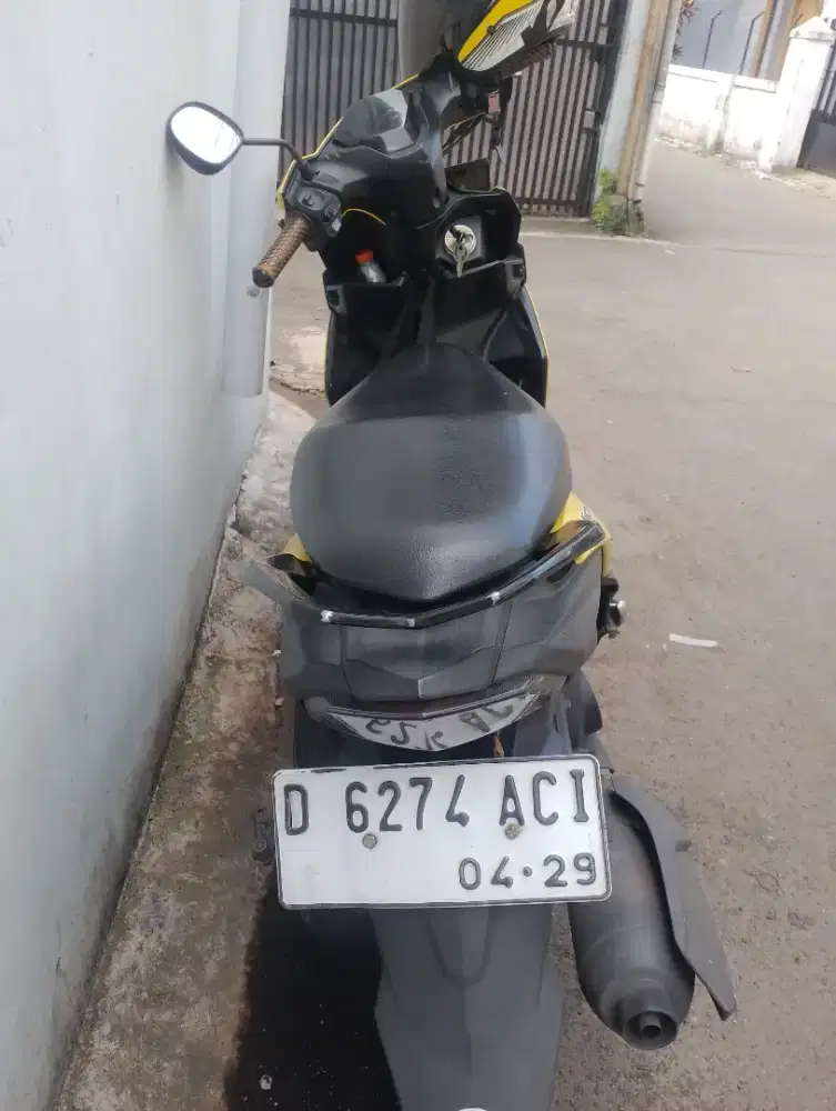 Jual Mio M3 warna kuning mulus pemakaian perempuan