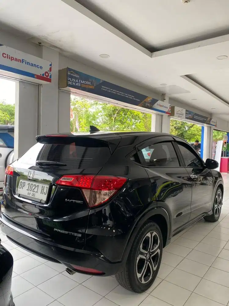 Honda hrv rs 1.8cc 2015