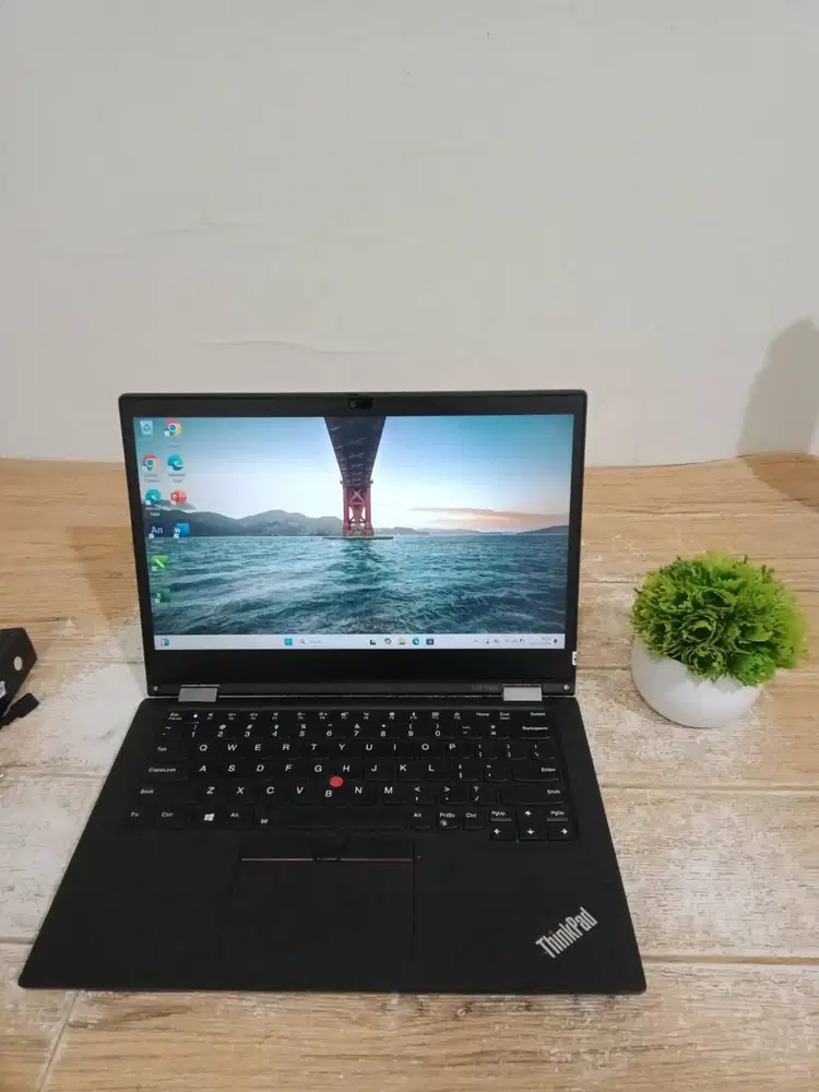 : Lenovo ThinkPad L13 Yoga i5 Gen 10 (2-in-1, Touchscreen, Stylus)