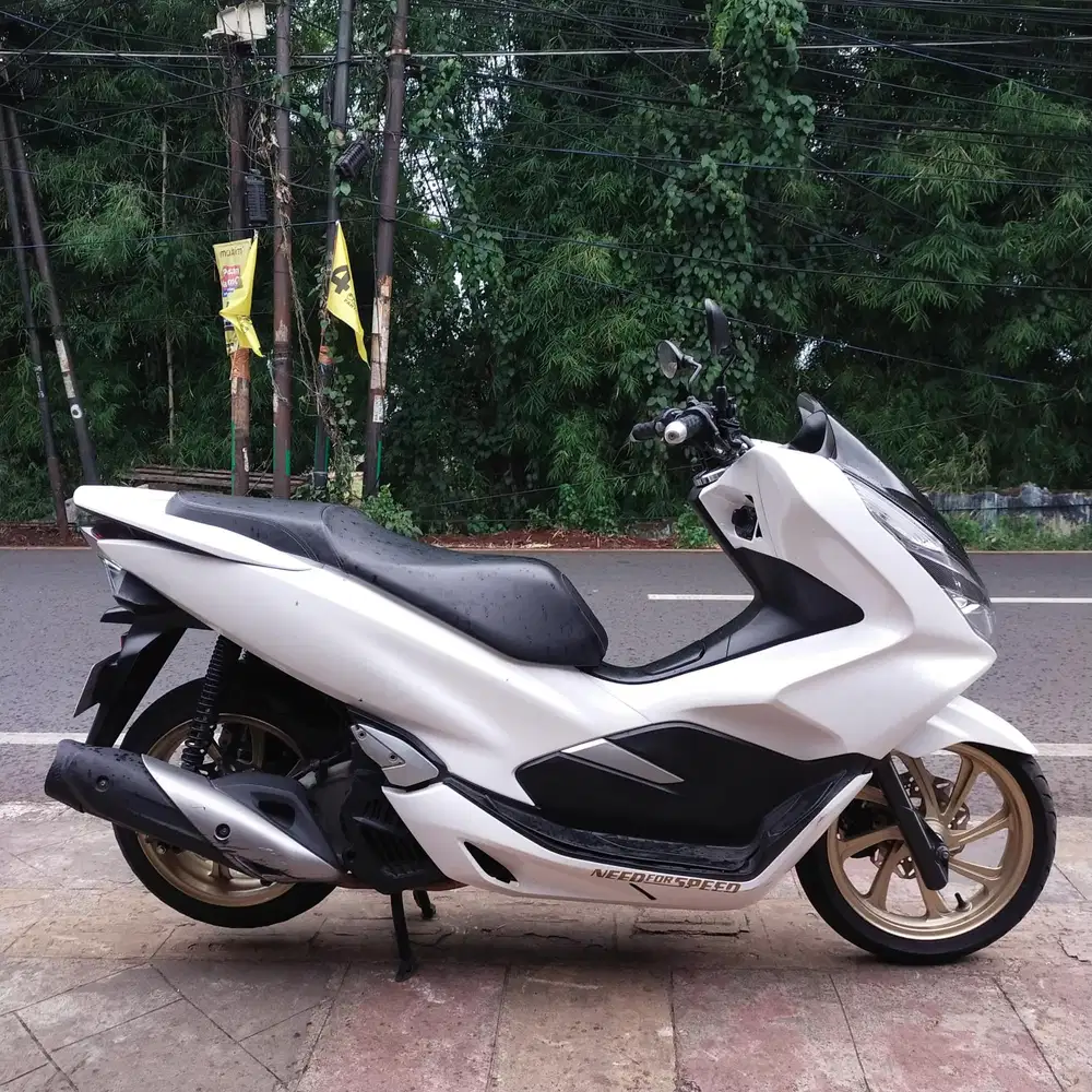 Honda PCX Non ABS 150 2019 Orisinil lengkap Bagus