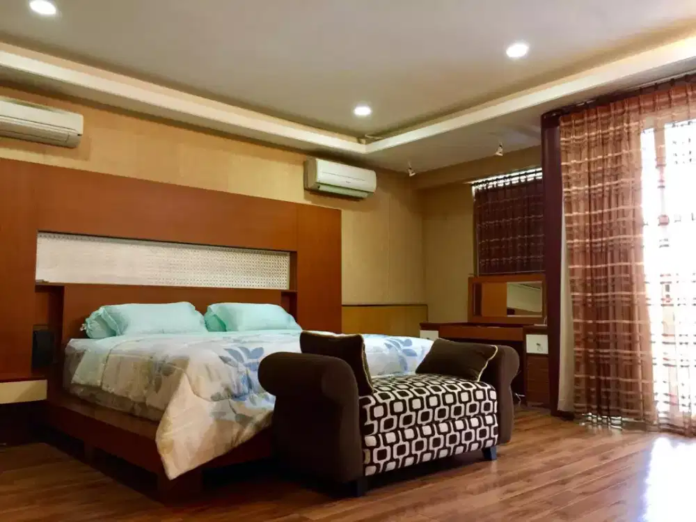 Kasur Matras SERTA tipe Isplendor Ipedic dibalut Eurotop Size 200