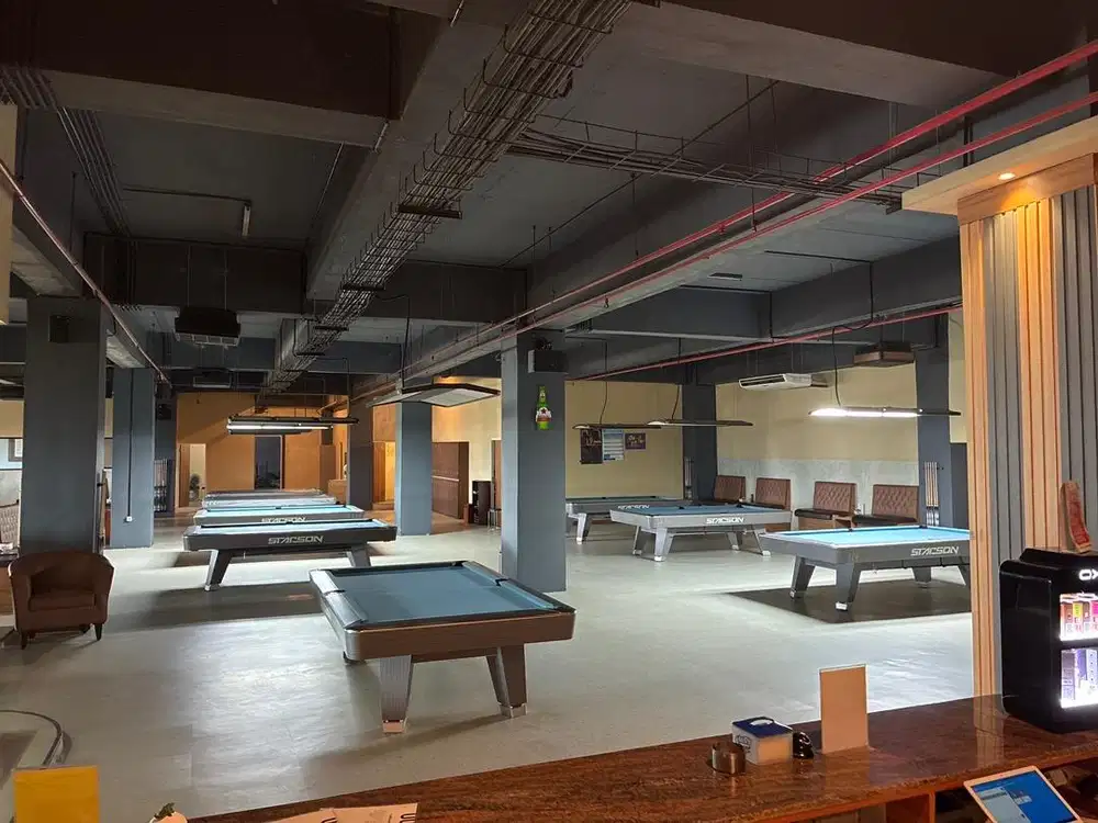 waiters billiard ( perempuan)