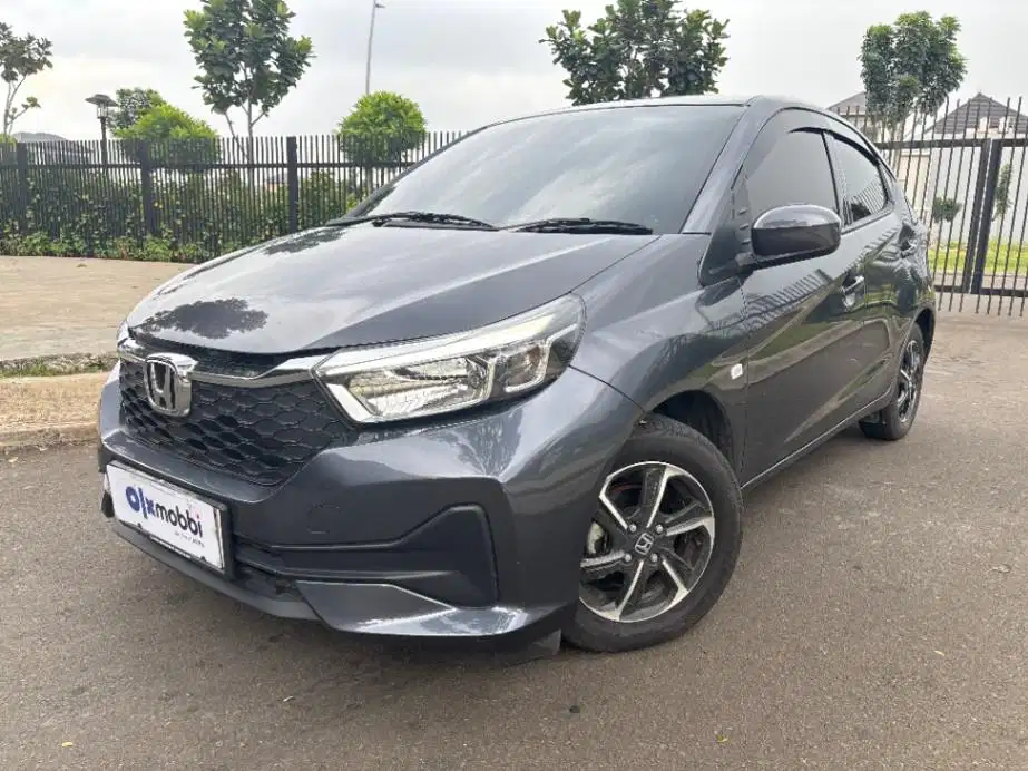 LOW DP Honda Brio Satya 1.2 E Bensin-AT 2024 UYG