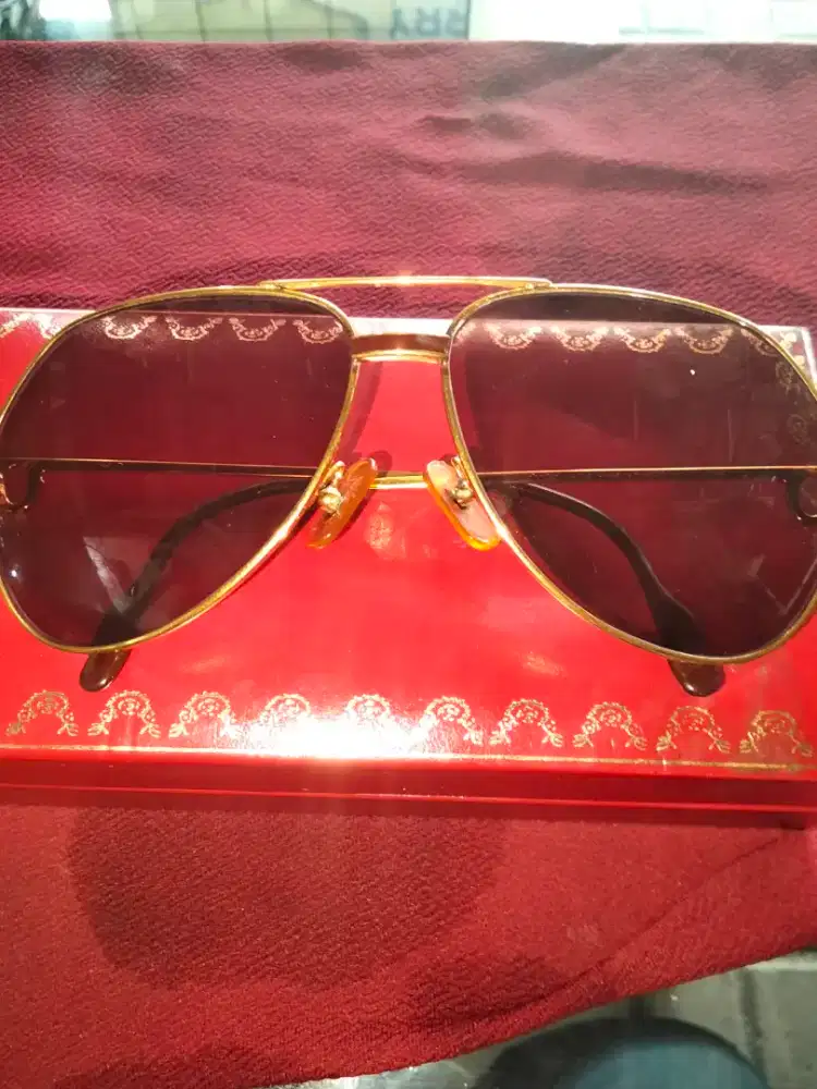 Kacamata fashion Cartier