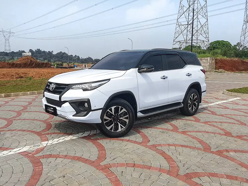 [LOW ODO !!] TOYOTA FORTUNER VRZ TRD 2.4 2018
