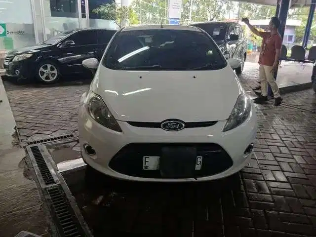 LOW DP Ford Fiesta 1.4 Trend Bensin-AT 2012 8FG