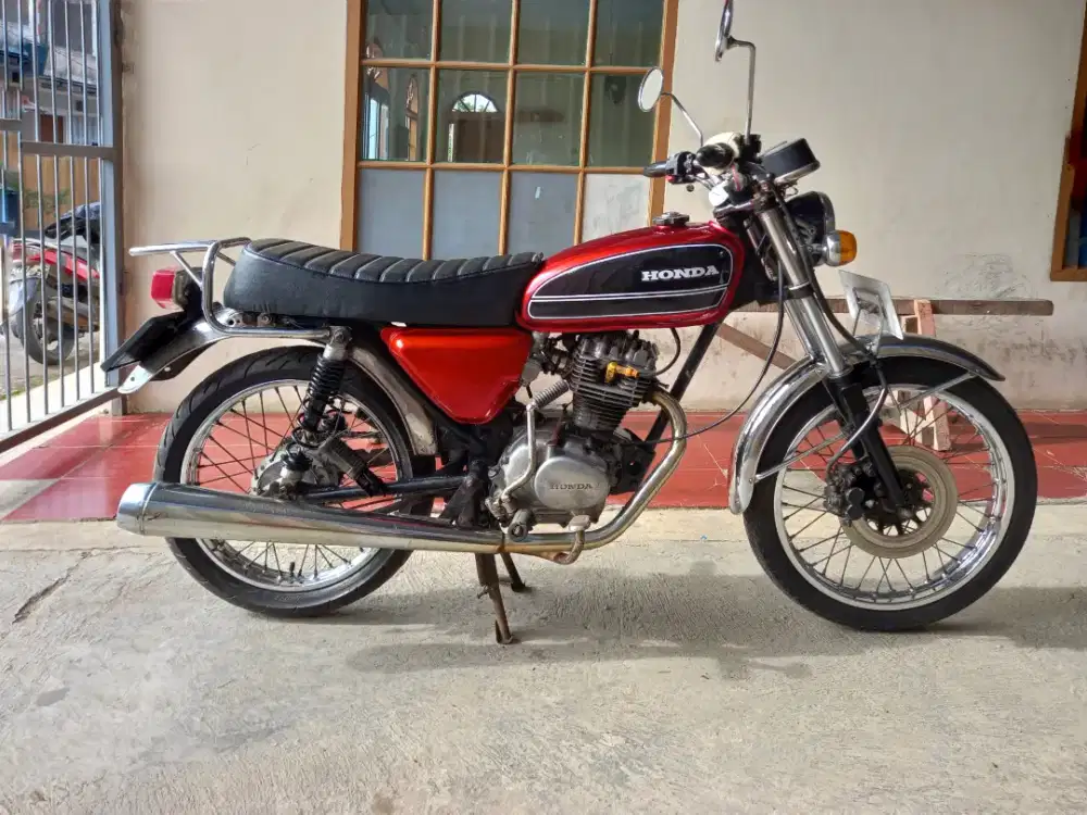 Honda cb125se th 1975