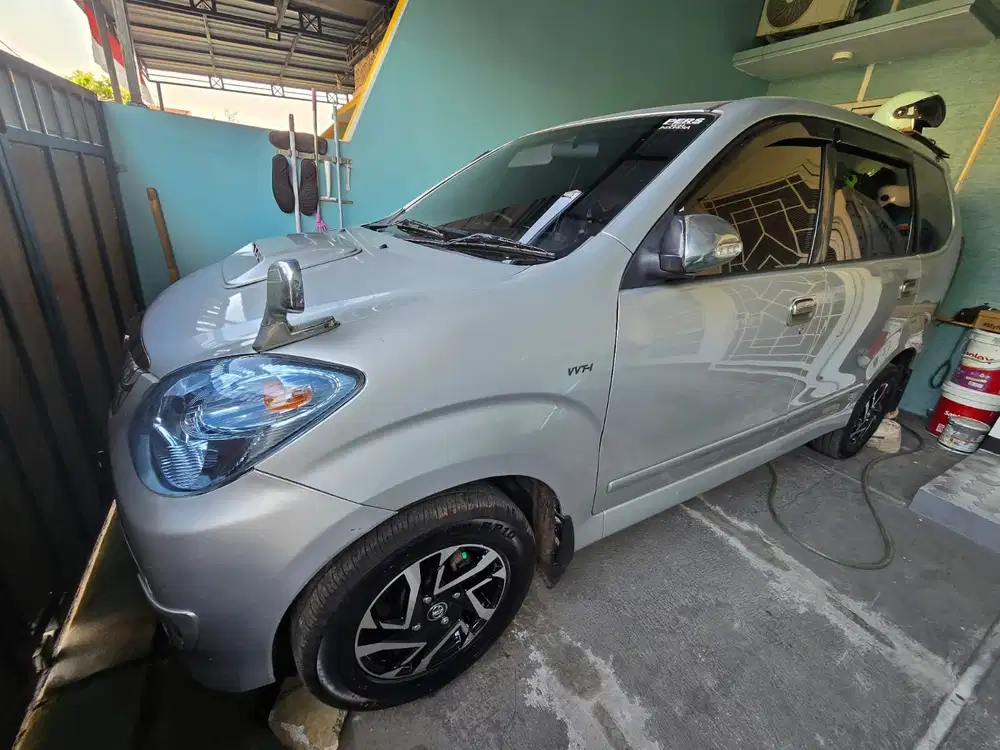 Toyota Avanza 2010 Bensin