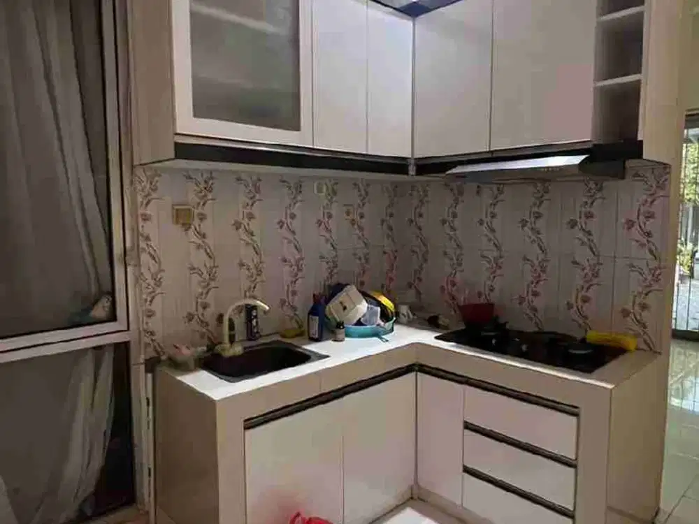 Turun Harga! Dijual cepat rumah di Mutiara Gading City Bekasi