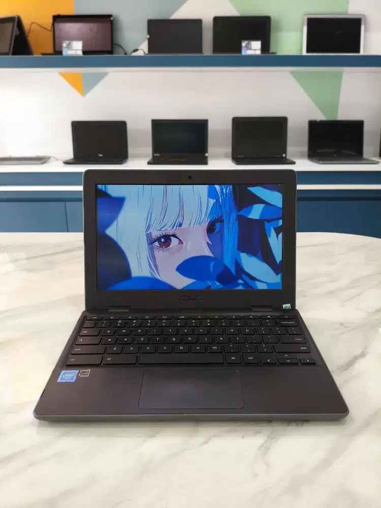 (As03) Laptop Editing 4GB SSD 12INCH Aplikasi siap pakai garansi