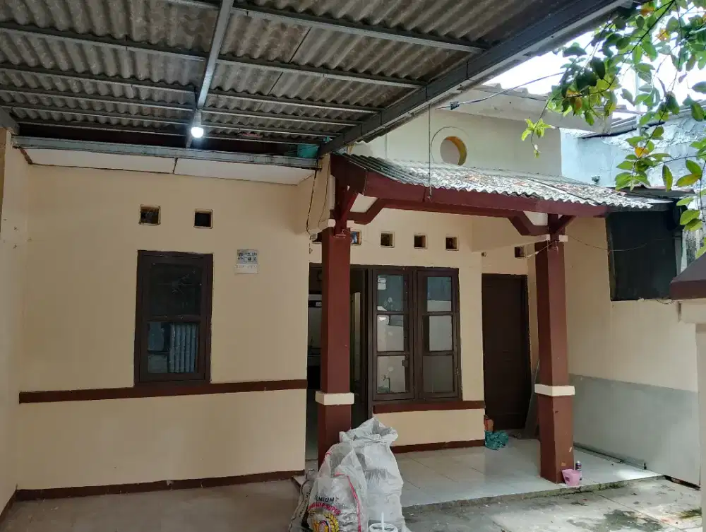 Di Sewakan rumah tingal