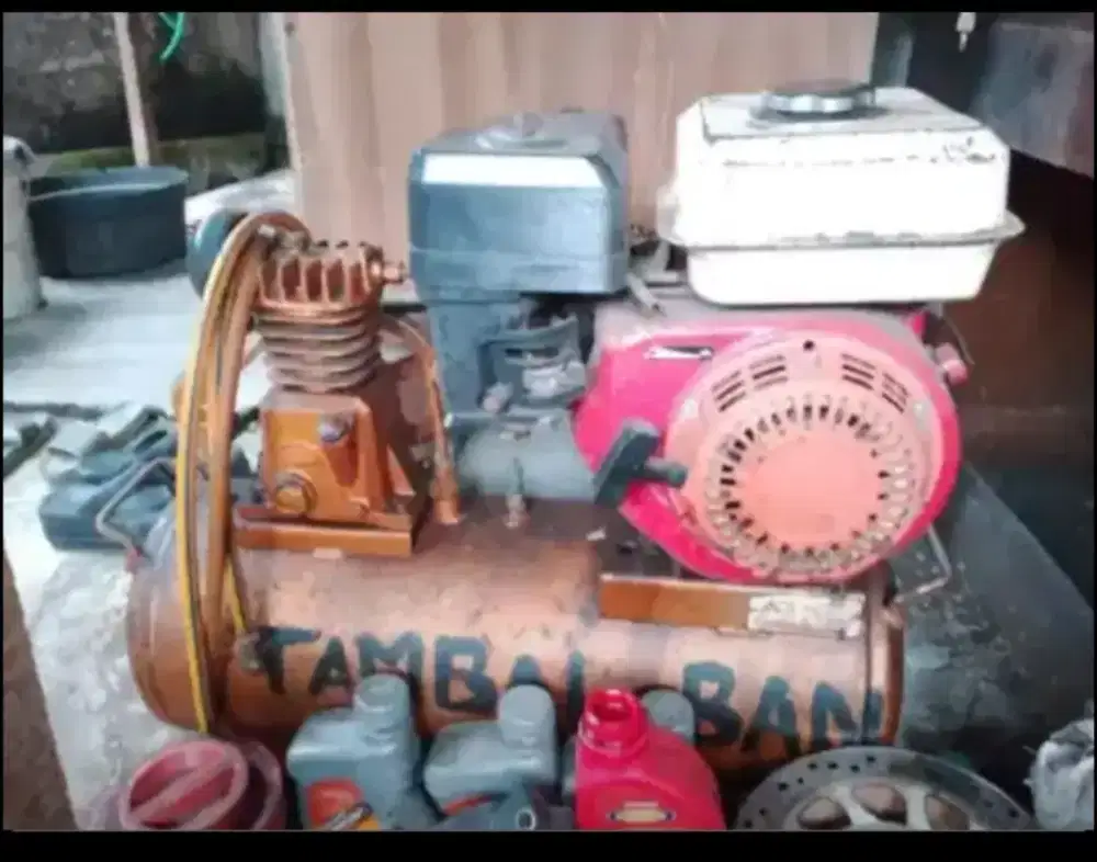 Compresor angin bahan bakar bensin