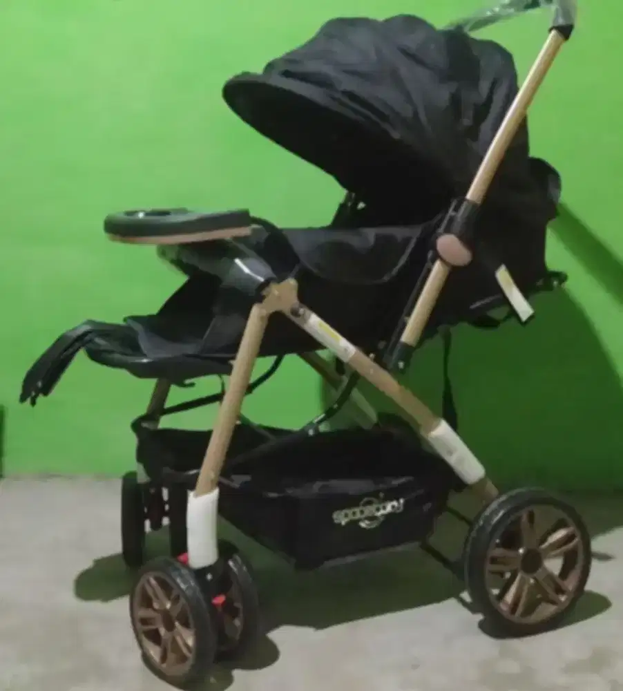 Stroler bayi space baby
