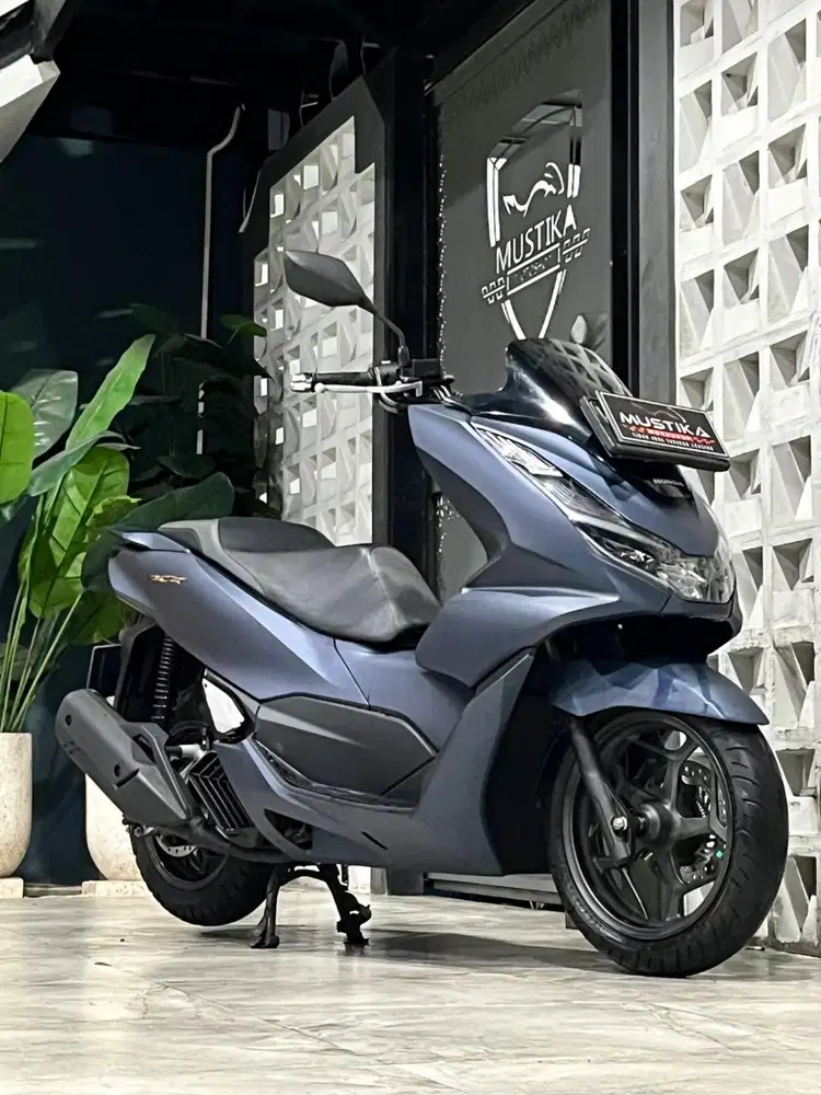 8rb KM per th‼️Honda PCX 160 CBS 2022. DANNY Mustika Motor Sulfat
