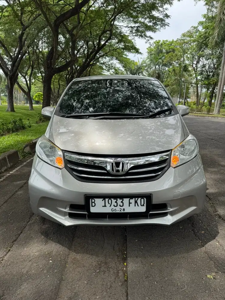 Honda Freed 2013 Bensin