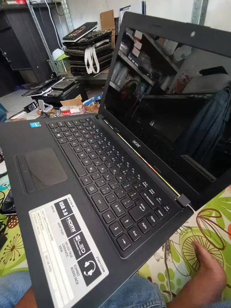 JUAL CEPAT: ACER ASPIRE E1-432 - Siap Tempur Harga Miring!