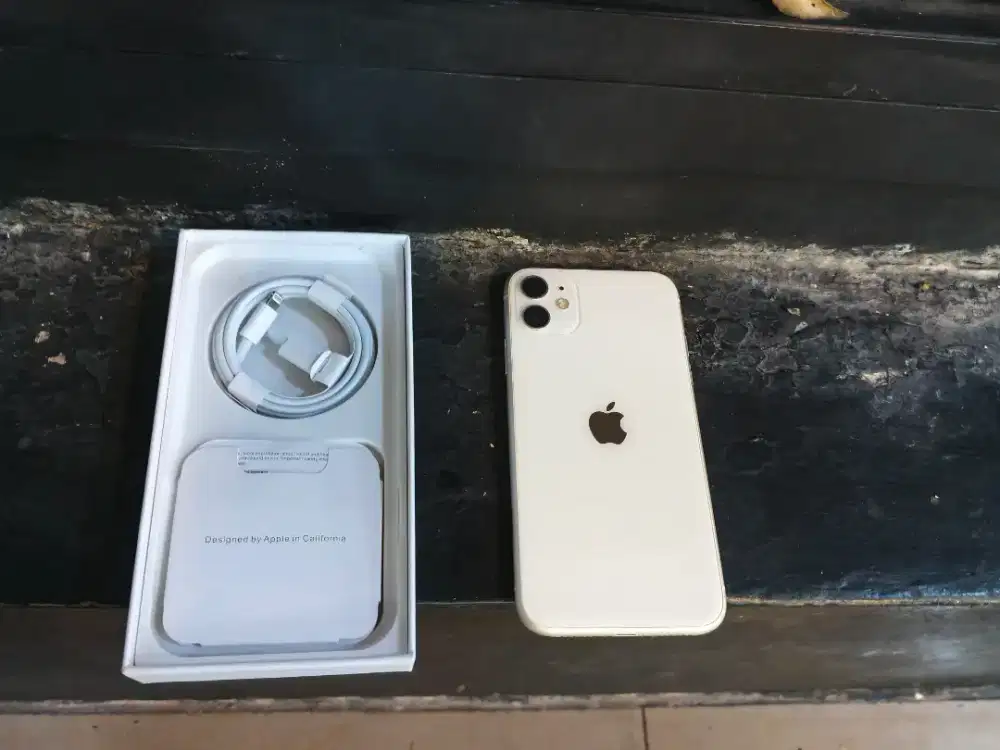 iphone 11 128gb terlahir baru