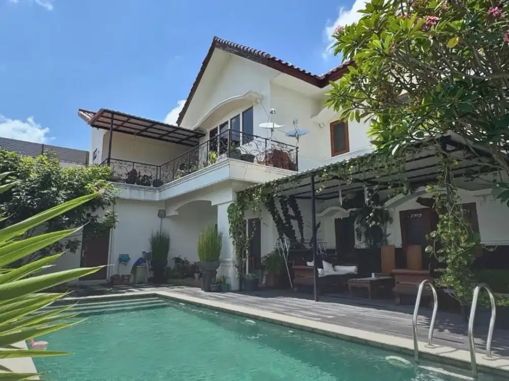 Rumah Mewah Dalam Perumahan Full Furnished  dan Private Pool di Jogja Utara Selangkah Ke Pemda serta Sleman City Hall