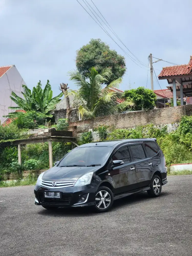 Nissan Grand Livina HWS 2011 Manual