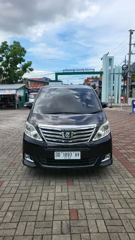 JUAL MOBIL ALPHARD TERAWAT