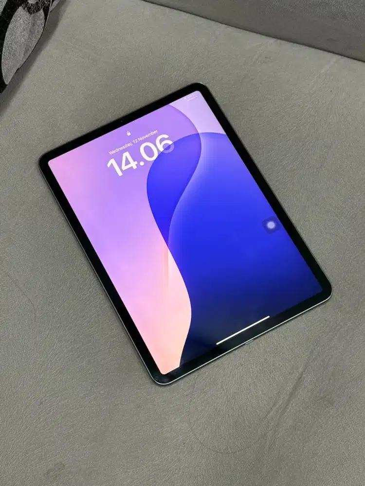 iPad Pro Gen 2 11 inch 128GB Gray Wifi only  ex iBox Thn 2020