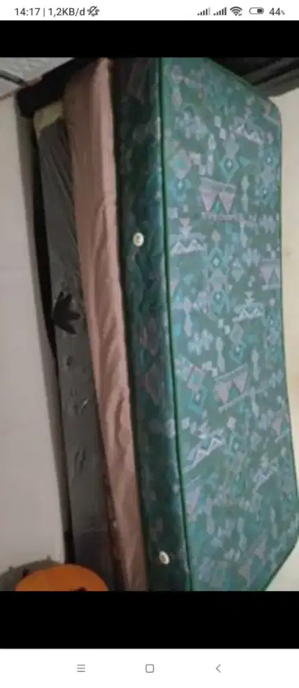 Dijual Springbed King Koil ukuran 120x90 
Kondisi masih sangat bagus