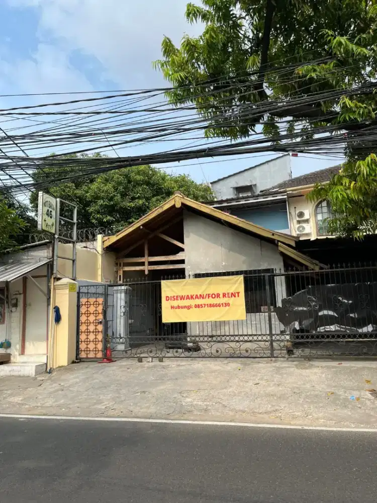 DISEWAKAN BANGUNAN KOMERSIL KEMANG