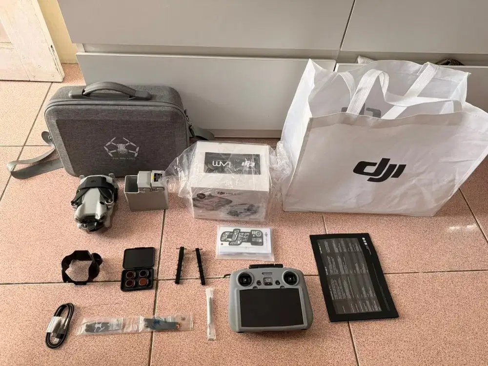 DRONE DJI MINI 4 PRO COMBO SPESIAL