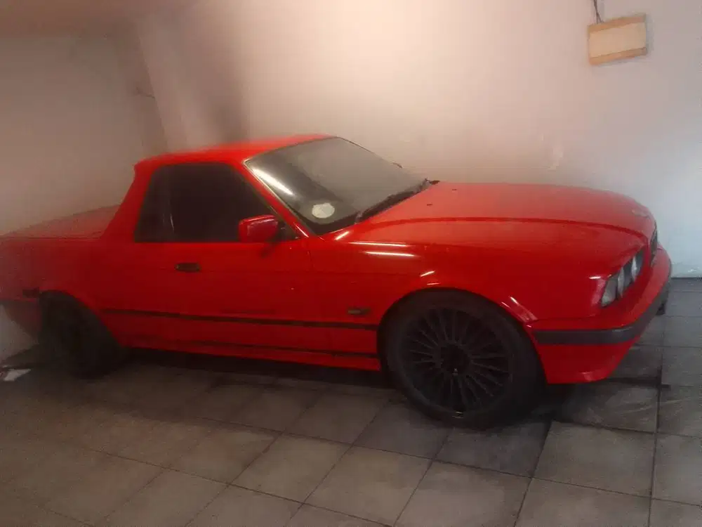 Jual mobil BMW 520i M50