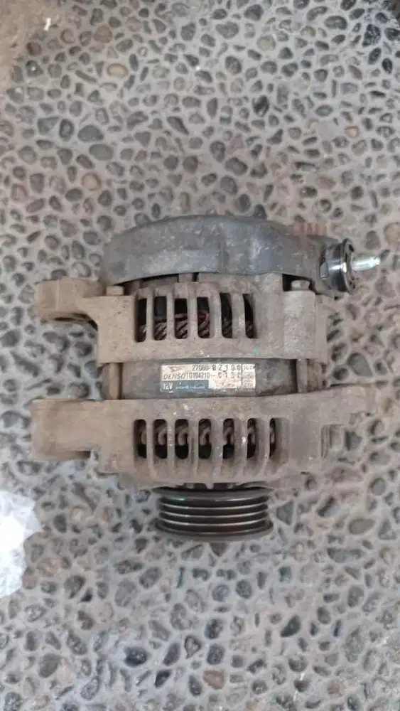 Alternator rusak avanza