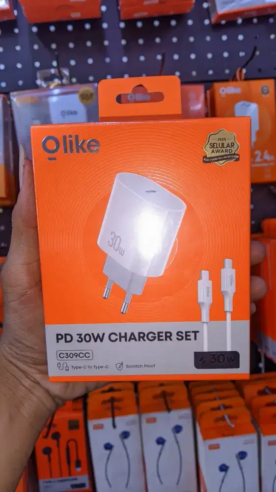 TRAVEL CHARGER TYPE-C TO TYPE-C 30W OLIKE C309CC