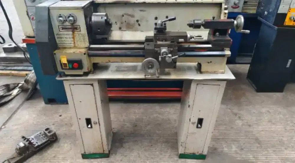 Mesin bubut bv 20 1L