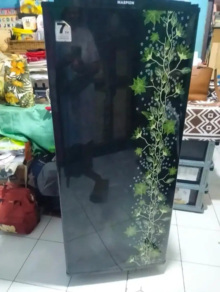 Kulkas 1 pintu merk maspion