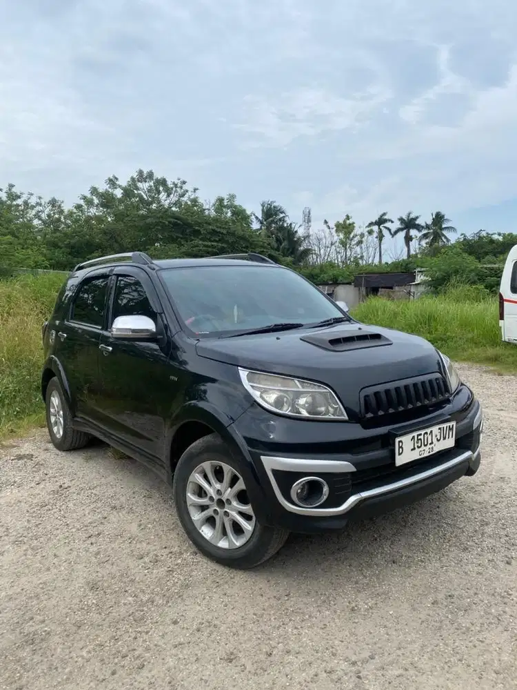 Terios TX Matic 2014 Good Condition