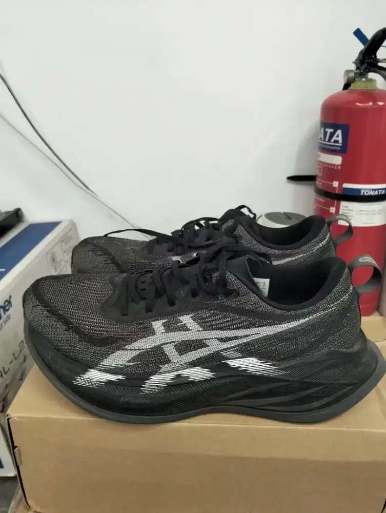 Asics Superblast 2 Hitam 130KM