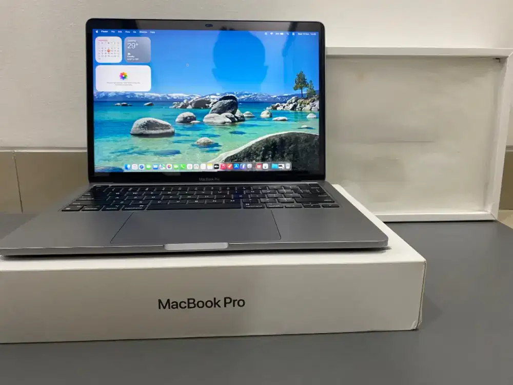 MacBook Pro M1 8/256 Fullset