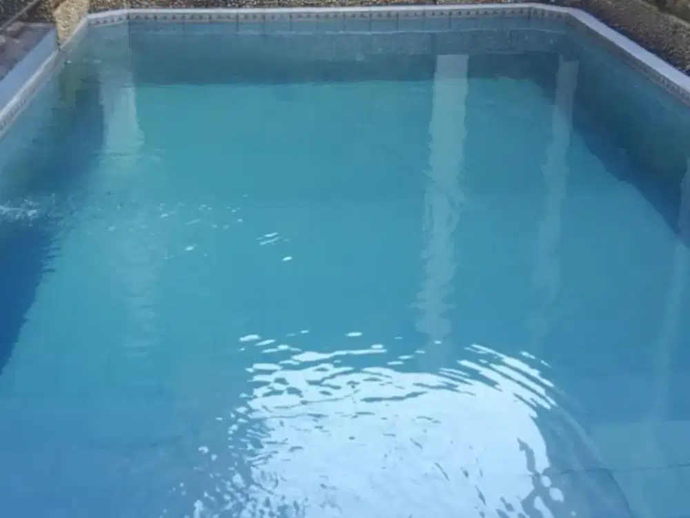 Jual Cepat Rumah Mewah Dengan Kelengkapan Kolam Renang Lokasi Strategis Dan Bebas Banjir Di JGC