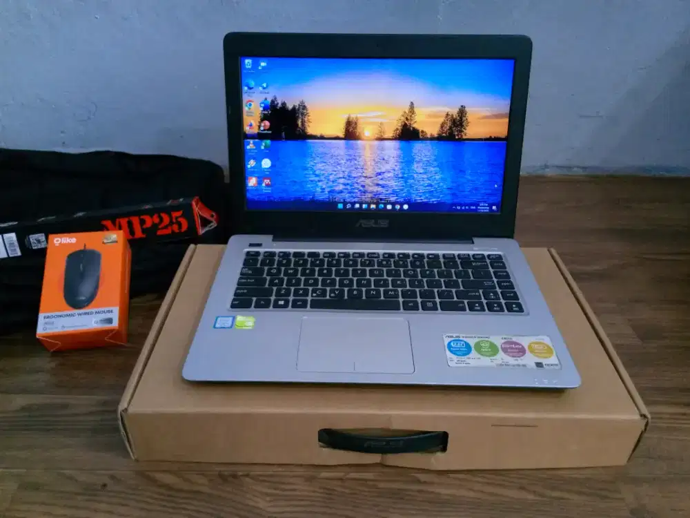 ASUS XA456URK Processor intel core i5 -7200U RAM 4GB SSD 256G