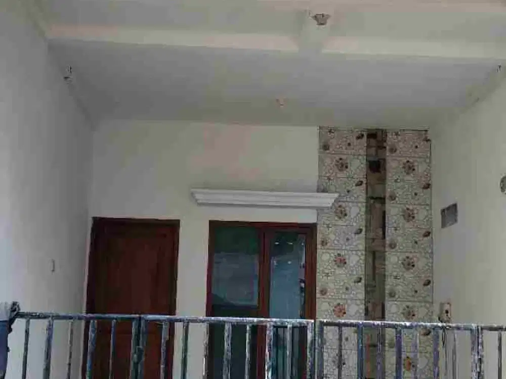 dijual murah rumah baru 2 lantai masuk mobil