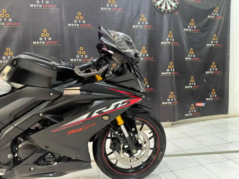 YAMAHA R15 V3 155 2020