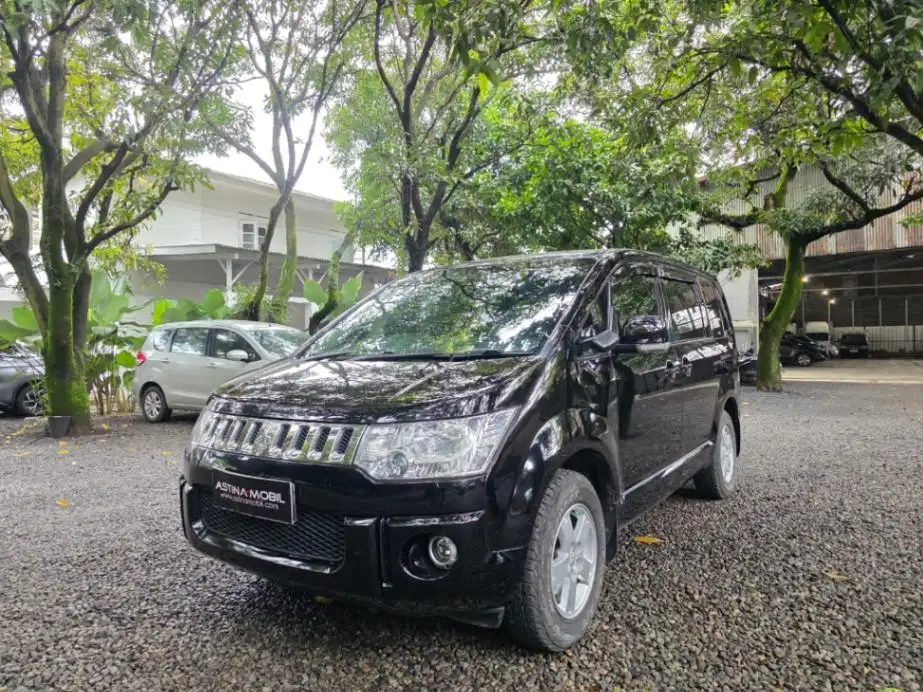 ANTIK MITSUBISHI DELICA D5 2.0L AT MATIC 2015 ASTINA MOBIL NO SERENA